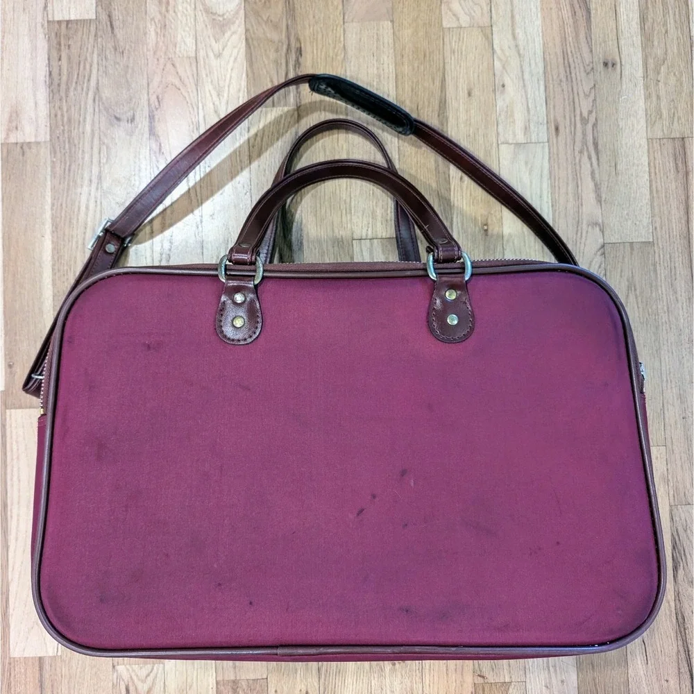 Vintage Verdi Burgundy 20x13x9 inches Softside Suitcase Hard Travel Luggage